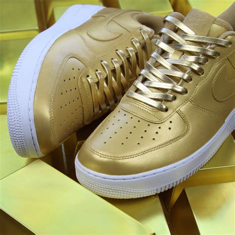 nike airforce zwar|air force 1 sneaker gold.